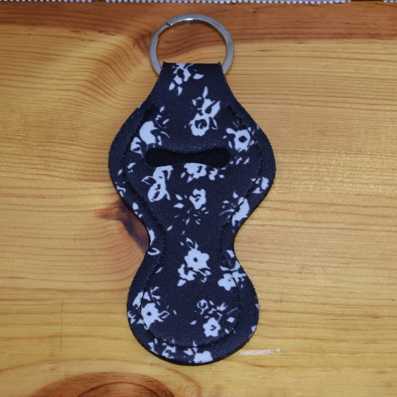 Chapstick Lip Balm Holder Keychain Black & White Floral Flower Design Style - Picture 1 of 6